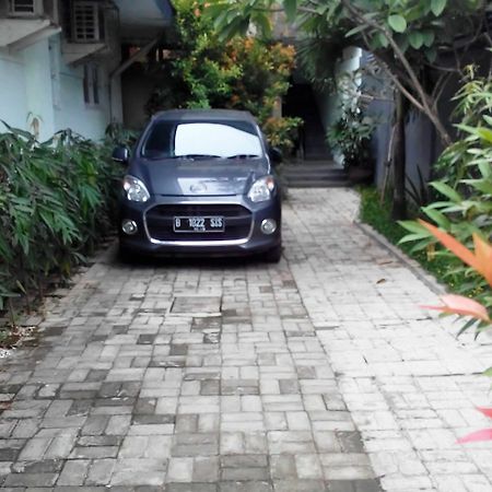 Makassar Breeze Place Residence Exterior photo