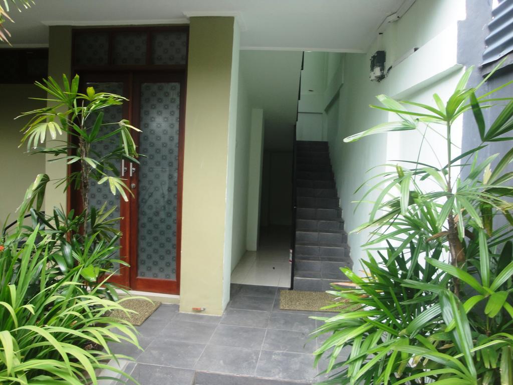 Makassar Breeze Place Residence Exterior photo