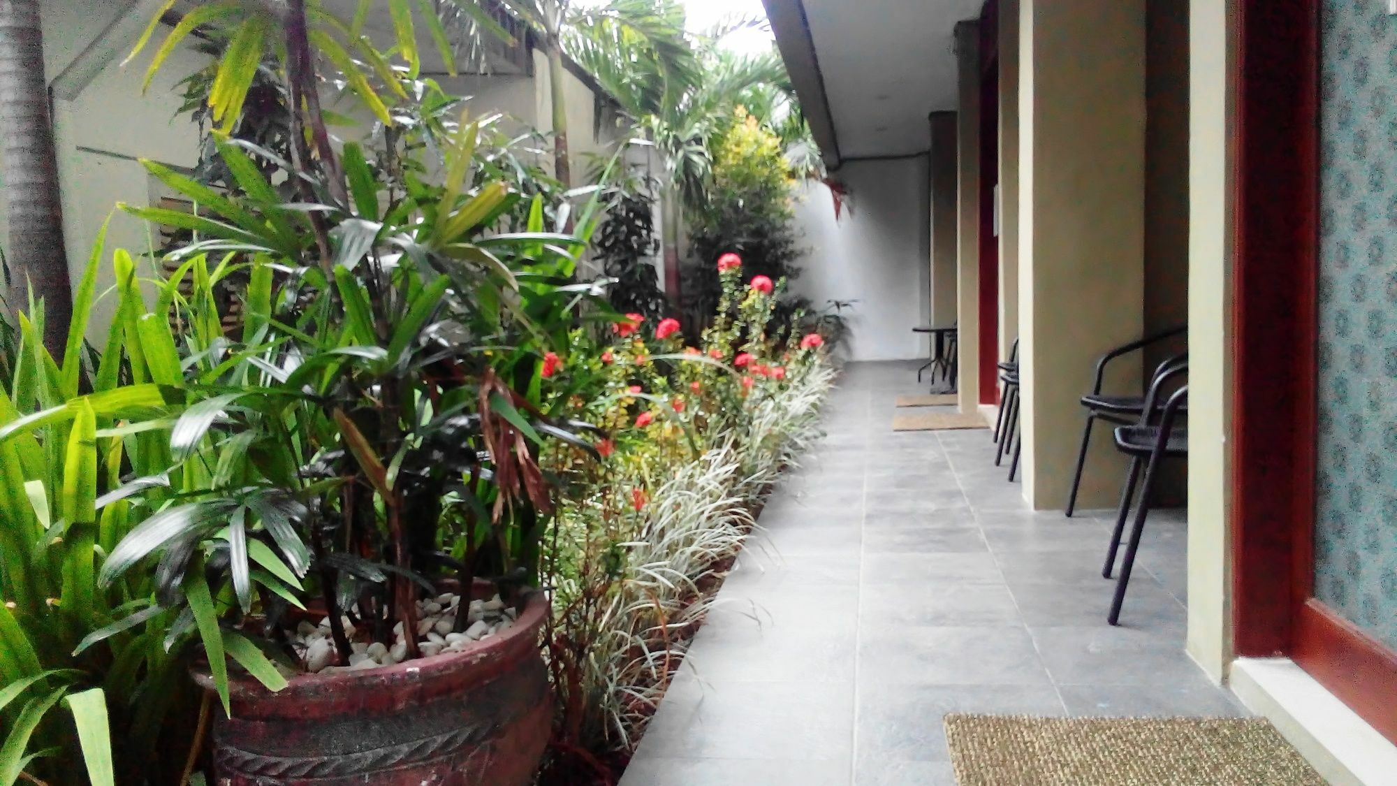 Makassar Breeze Place Residence Exterior photo